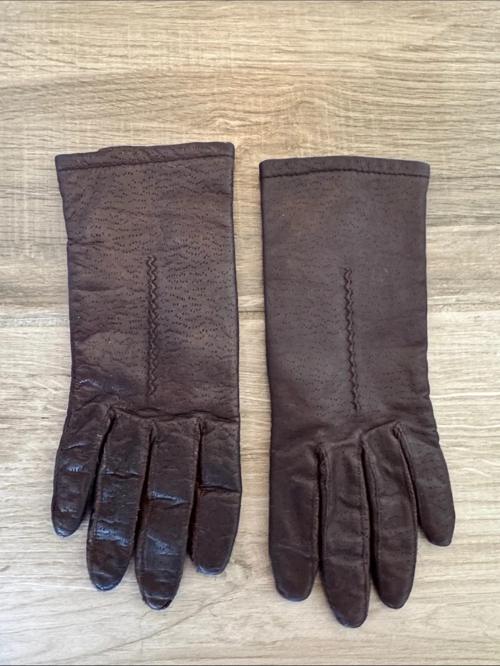 Vintage Fownes 7 1/2 leather gloves